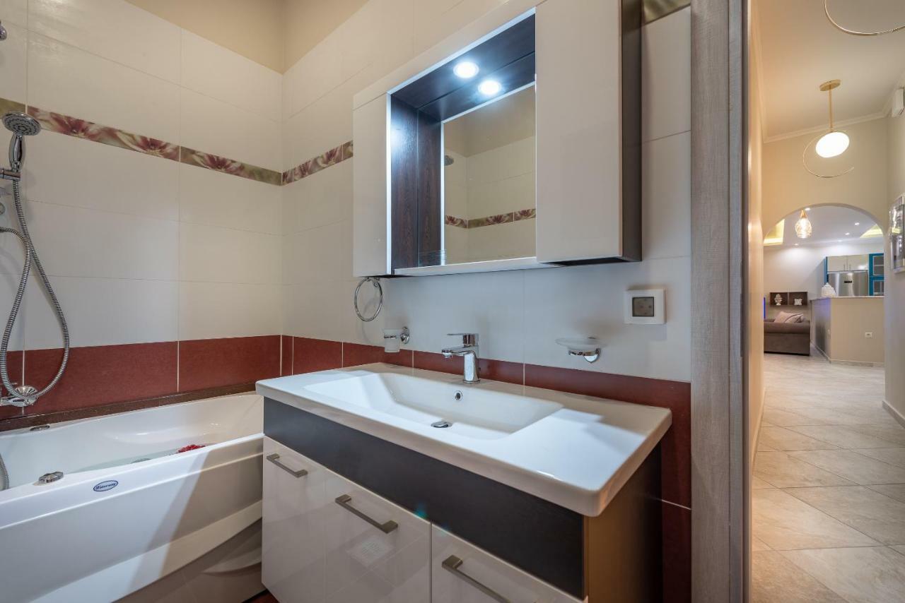 Aquarella Luxury Apartment Argassi Extérieur photo
